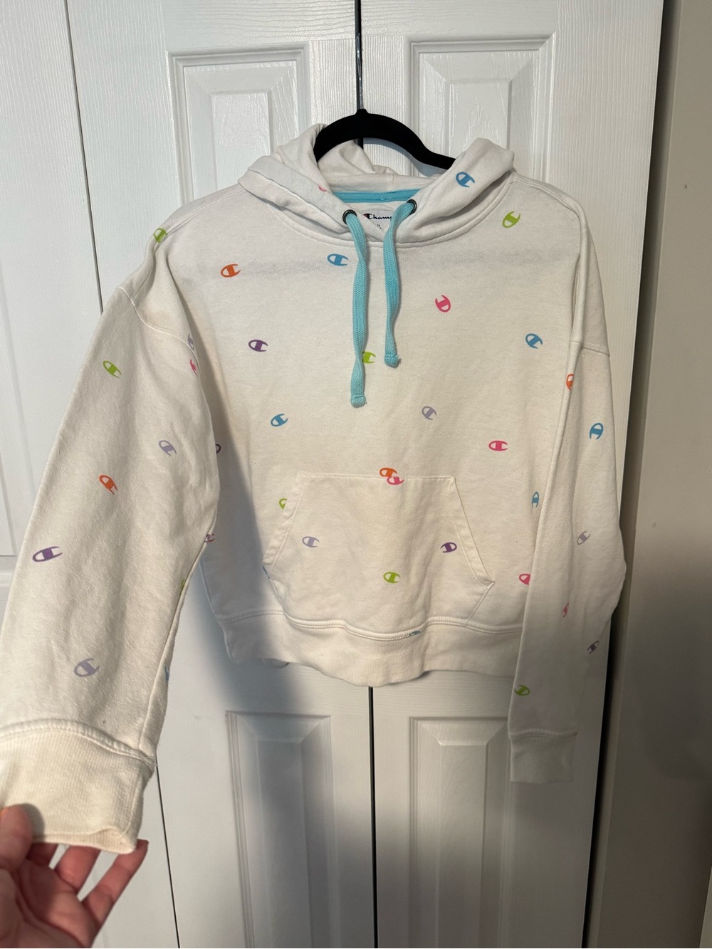 Champion White Cropped Sweatshirt with Multicolor Logo Prints